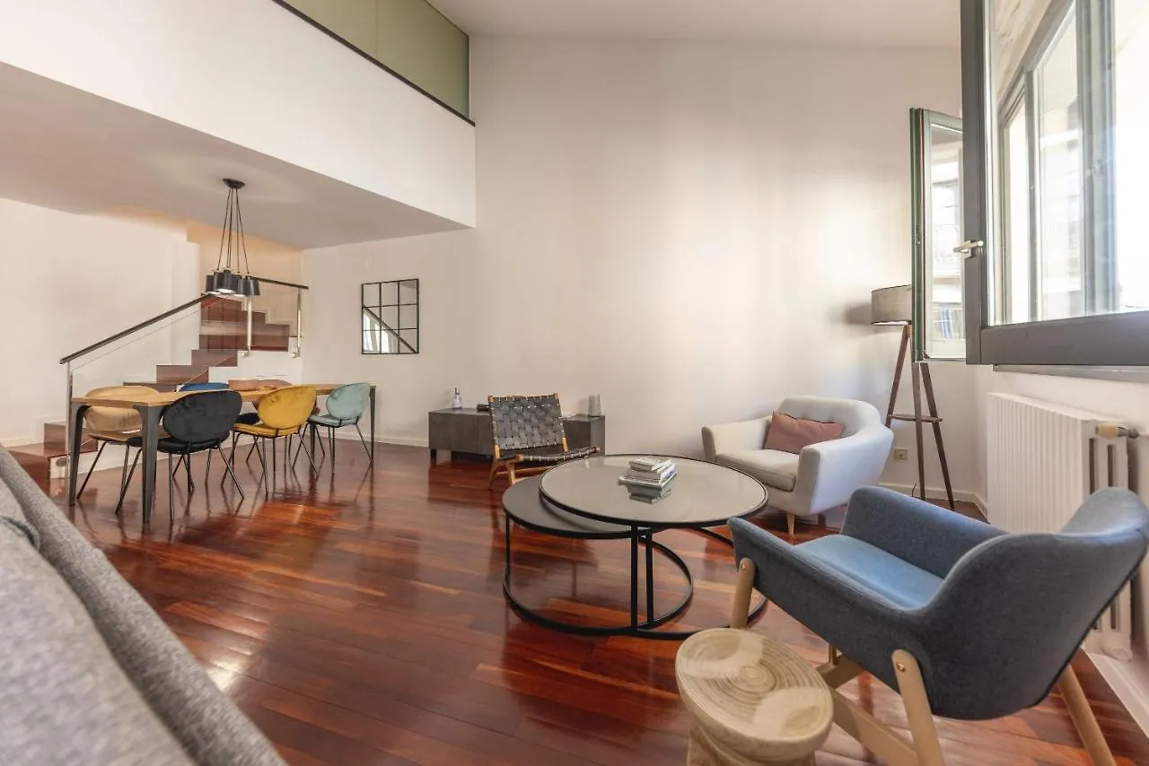 Apartment Ferienwohnung Bravissimo Cort Reial Palau, Duplex Penthouse Gerona