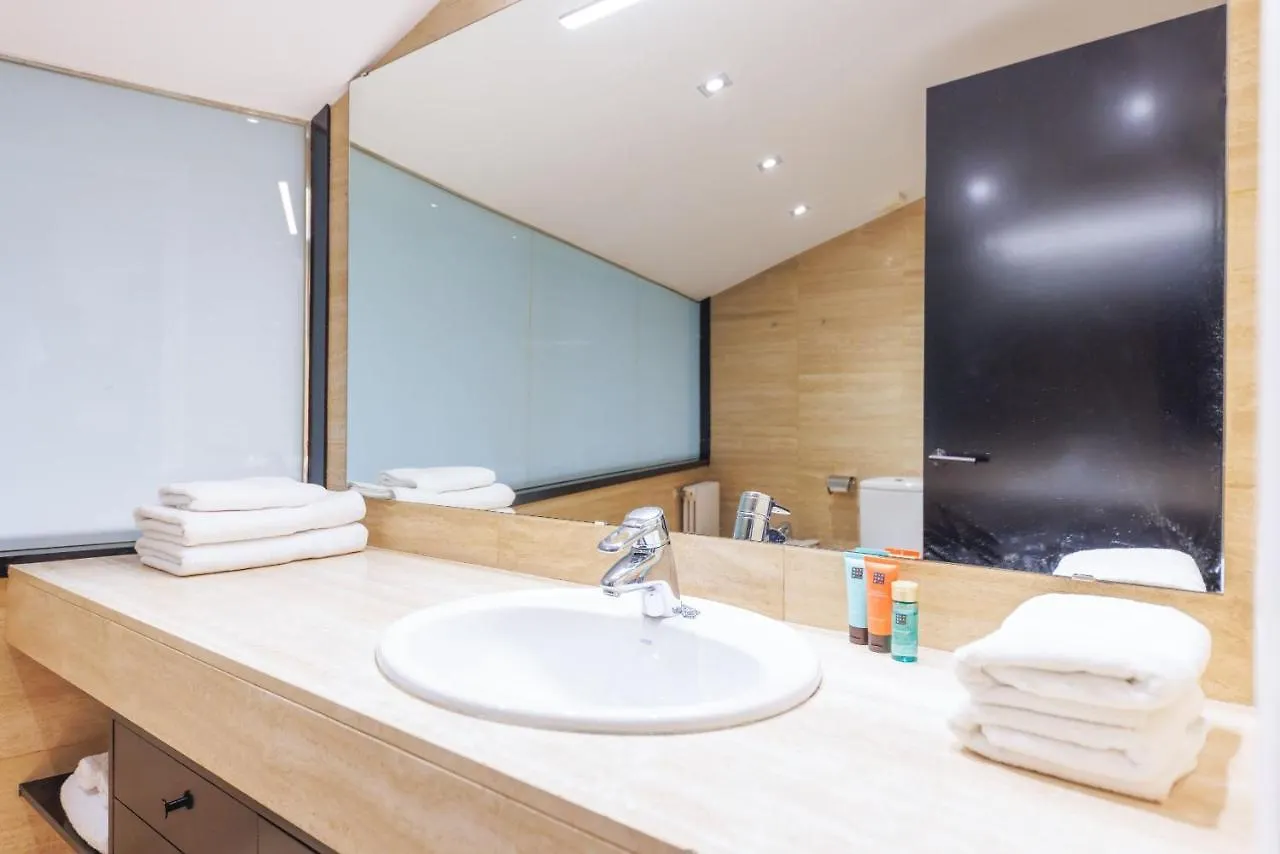 Bravissimo Cort Reial Palau, Duplex Penthouse Daire Girona
